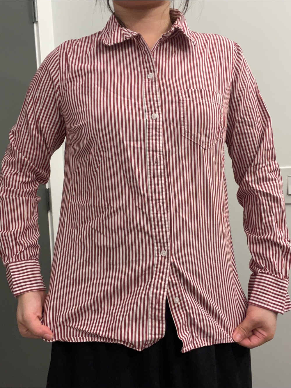 GAP Red and White Vertical Stripe Casual Button-Down Shirt
